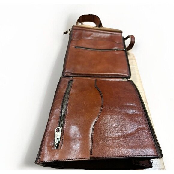Vtg Brown Italian Leather ALDO Messenger Bag Satchel Cross Body Brass Hardware - Picture 8 of 11